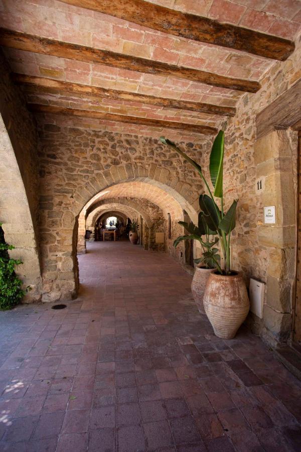 Arcs De Monells - Adults Only Hotel ภายนอก รูปภาพ